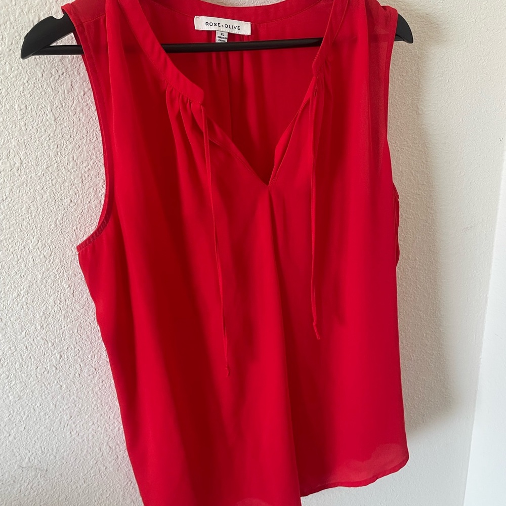 Rose & Olive Red Sleeveless Mandarin Collar Blouse